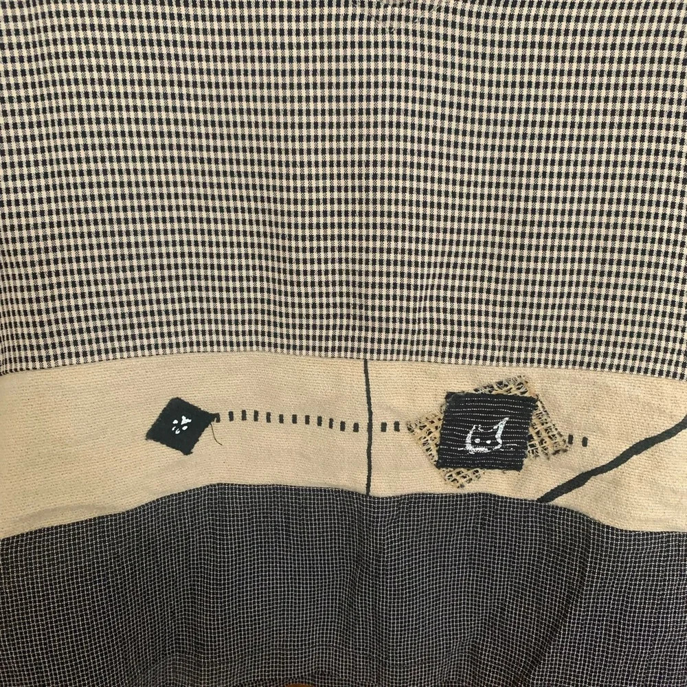 K.D Spring Vintage Blouse - Picture 2 of 5